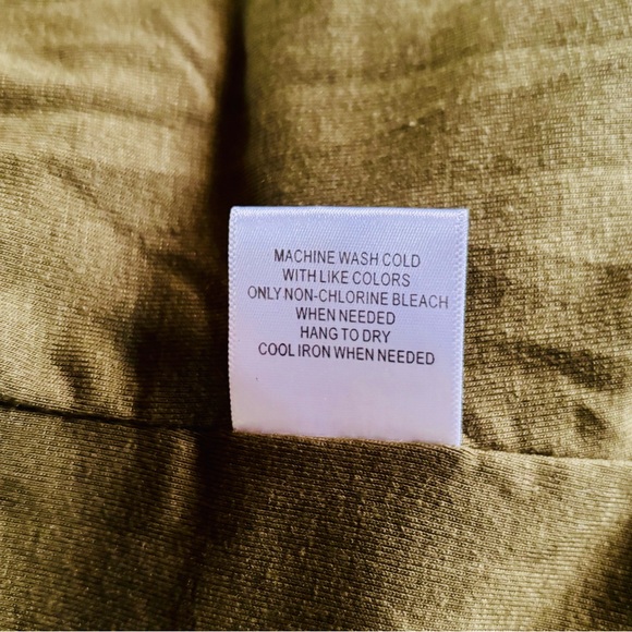 Modcloth Sz M Cropped Fitted Olive Blazer with White Accents - Picture 9 of 10